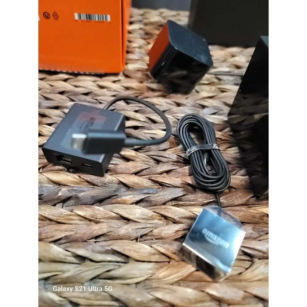 Amazon Fire TV Cube Hands-Free Streaming Device Alexa 4K Ultra HD 2nd Gen NewBox - Picture 5 of 16